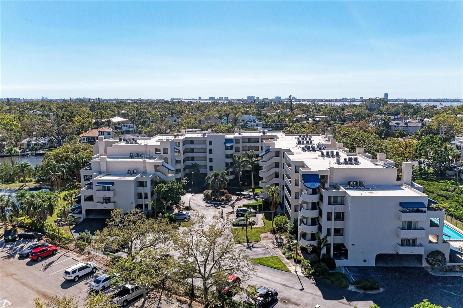 Image 4 of 57 For 835 Osprey Avenue 101