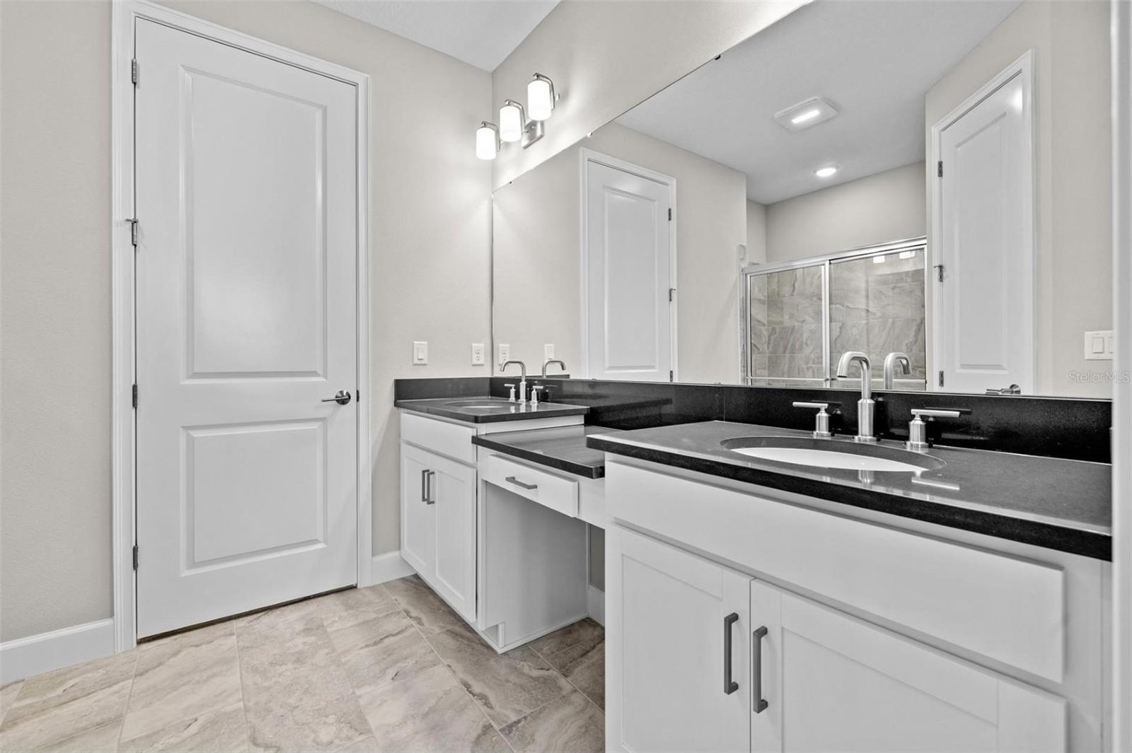 Image 15 of 21 For 3040 Formia Court