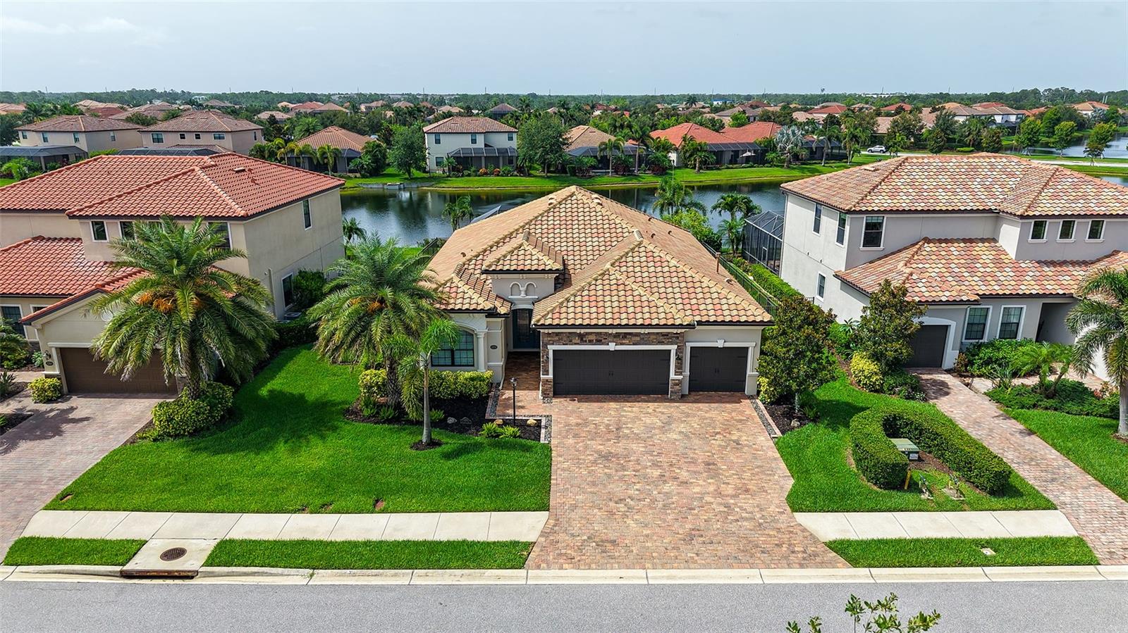 Details for 13220 Swiftwater Way, LAKEWOOD RANCH, FL 34211
