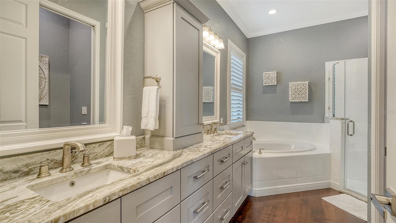 Image 32 of 45 For 13220 Swiftwater Way