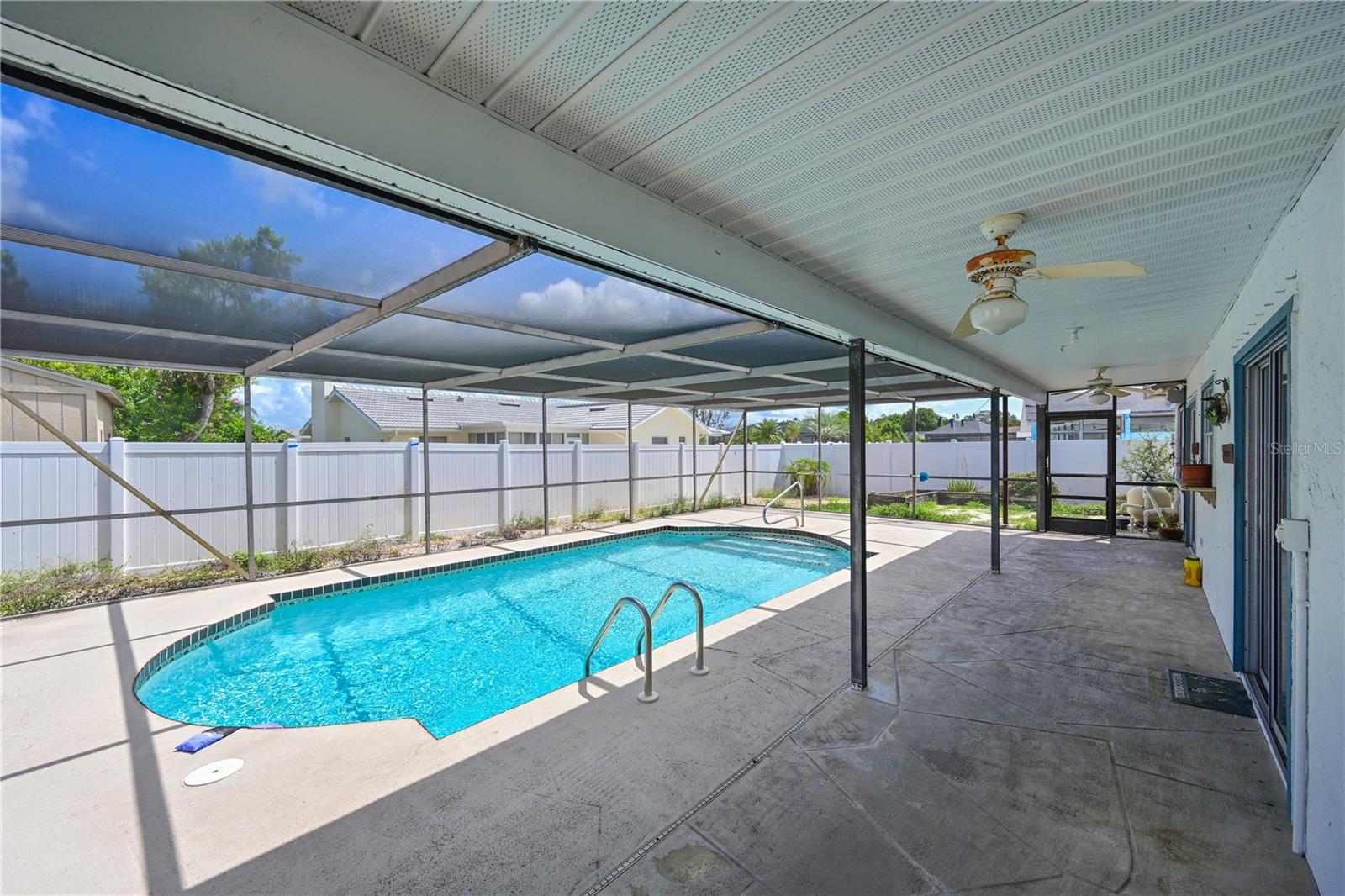 Image 14 of 16 For 6406 16th Avenue Drive W