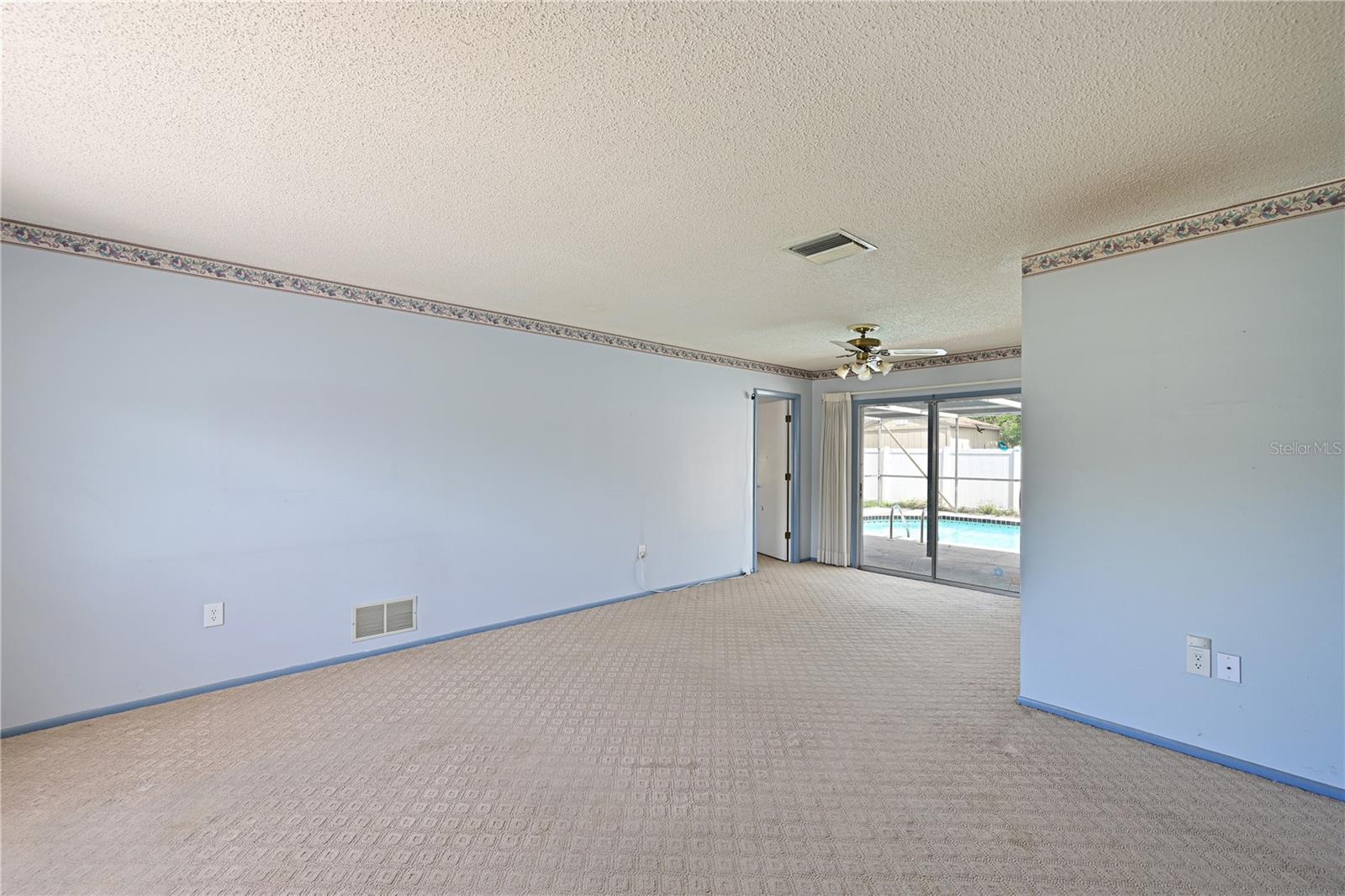 Image 5 of 16 For 6406 16th Avenue Drive W