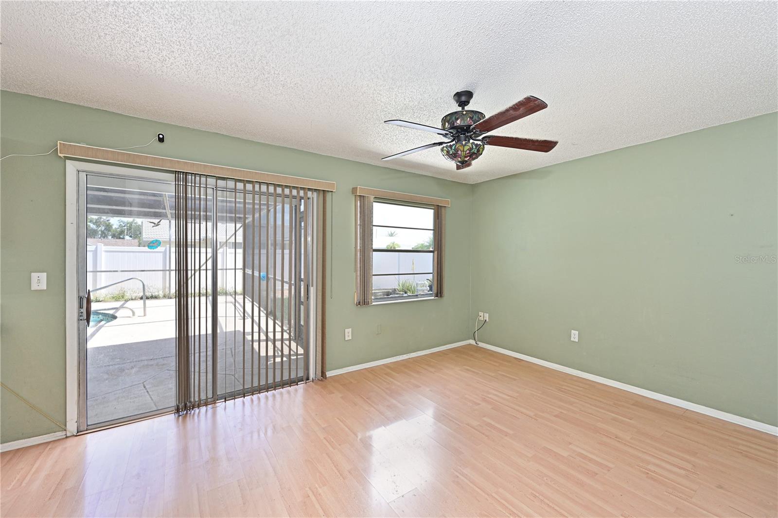 Image 6 of 16 For 6406 16th Avenue Drive W