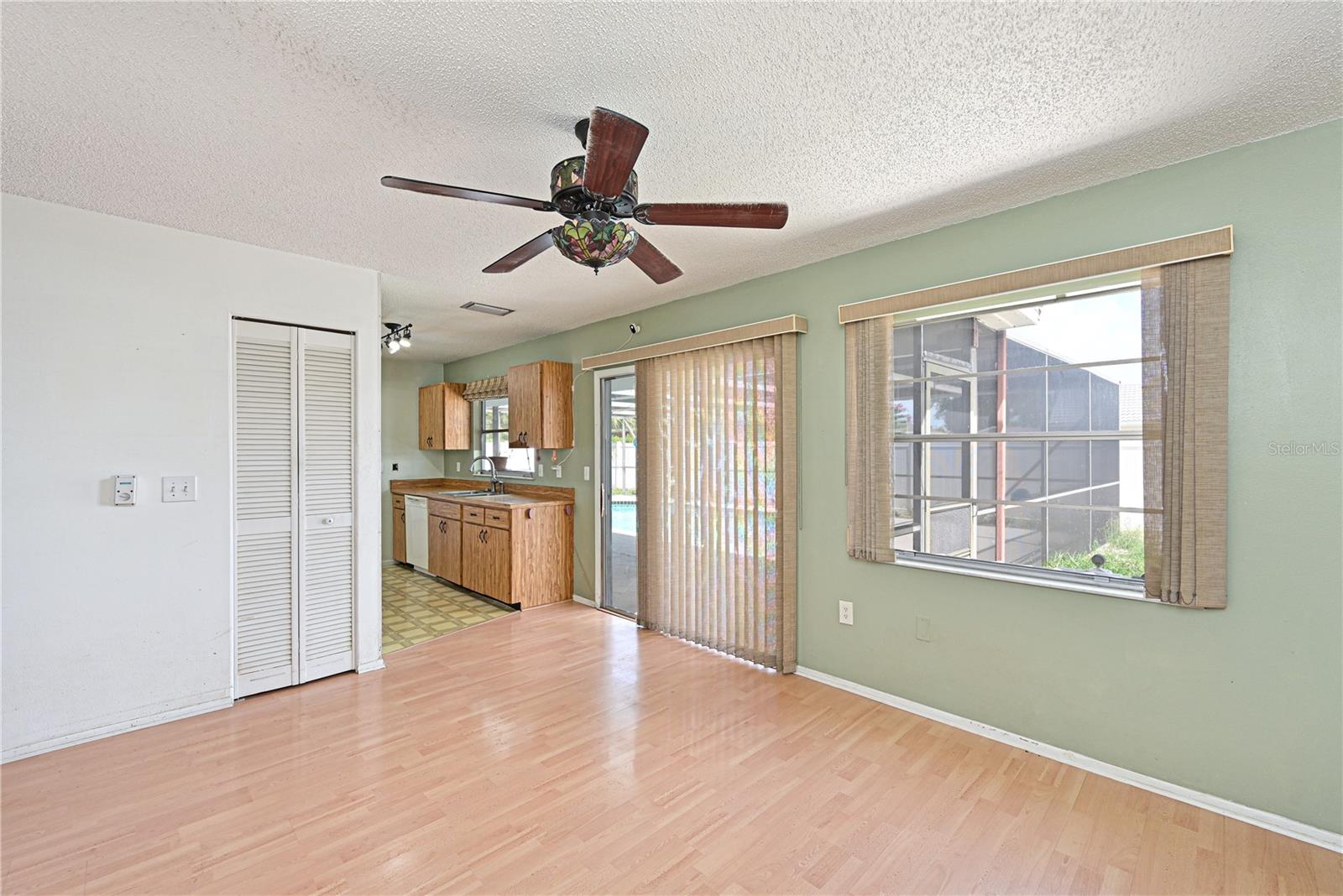 Image 8 of 16 For 6406 16th Avenue Drive W