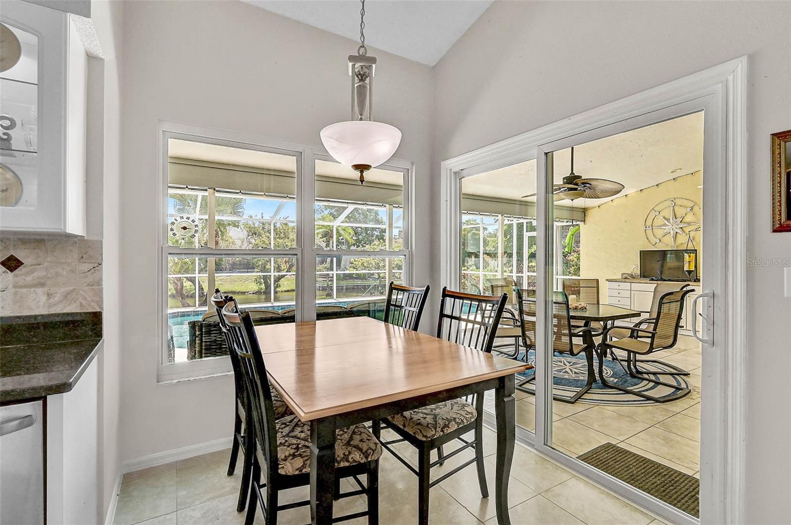 Image 14 of 66 For 4733 Spring Meadow Lane