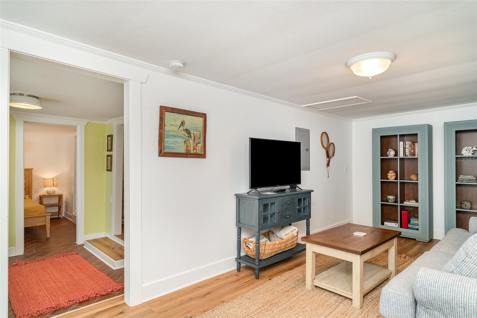 Image 23 of 45 For 509 Pine Avenue A