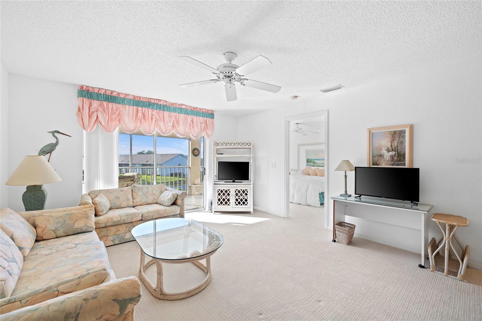 Image 13 of 52 For 6507 Stone River Road 304