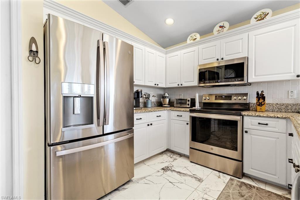 Image 15 of 45 For 3760 Gloxinia Drive