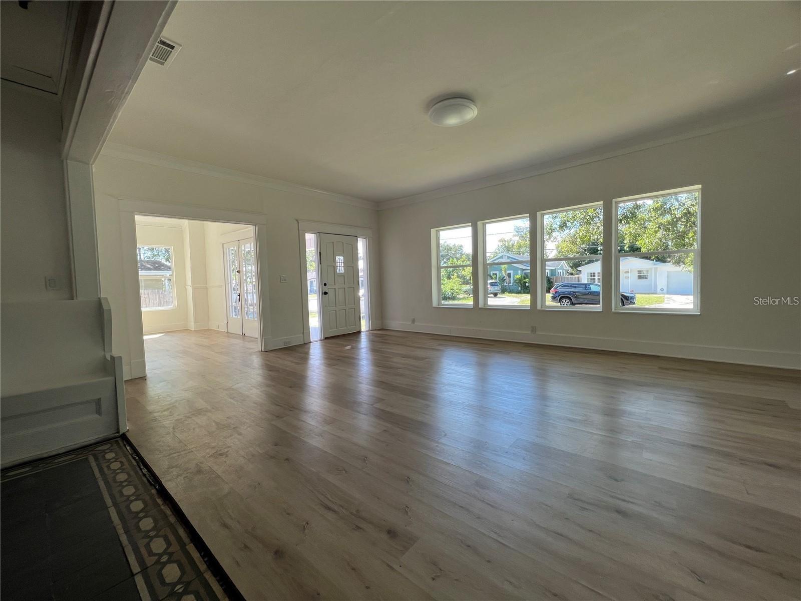 Image 10 of 25 For 3429 37th Street N