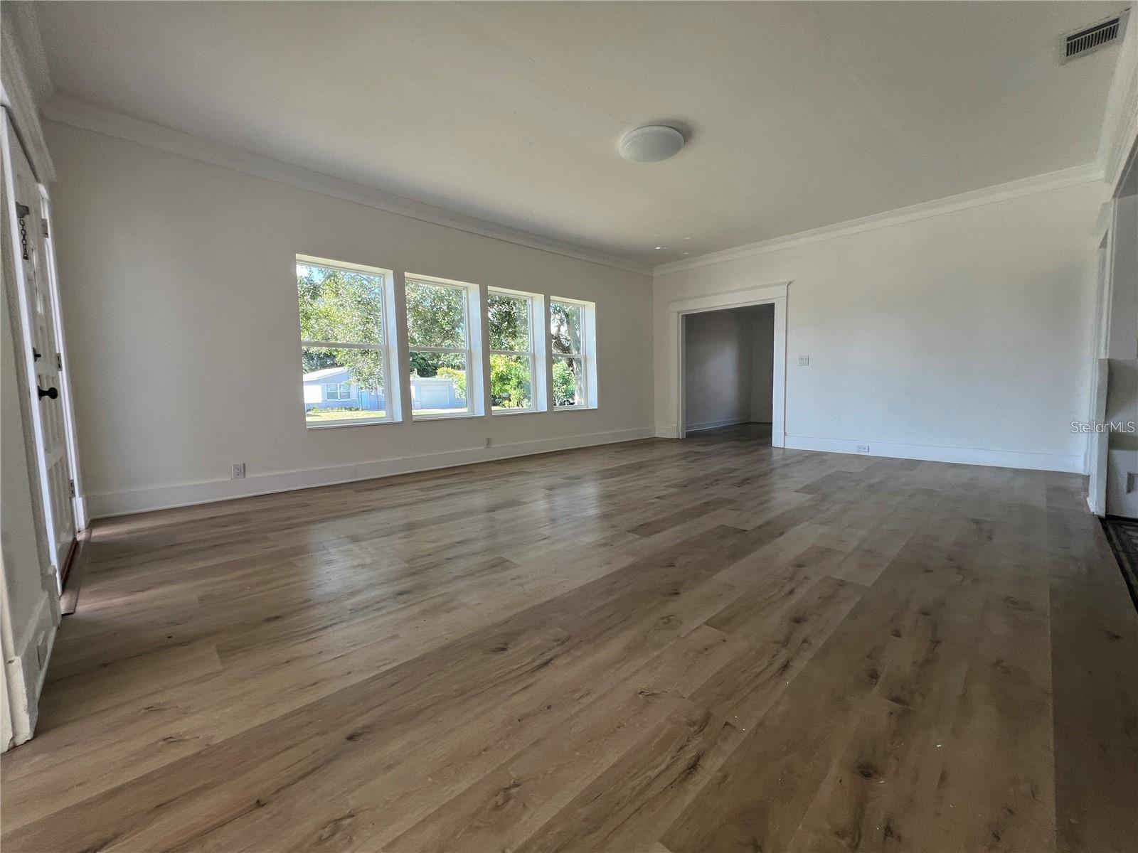 Image 12 of 25 For 3429 37th Street N