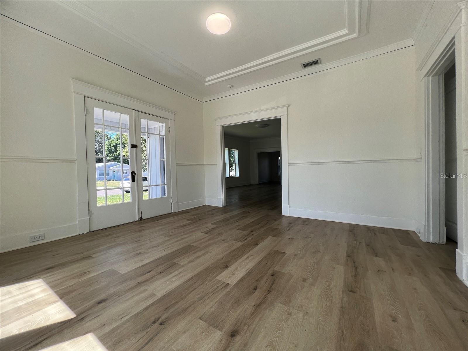 Image 17 of 25 For 3429 37th Street N