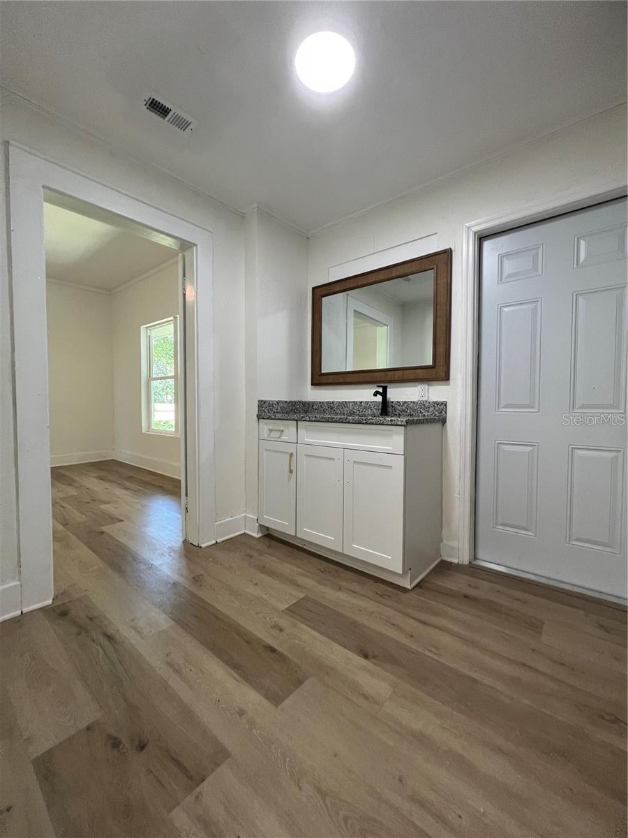 Image 19 of 25 For 3429 37th Street N