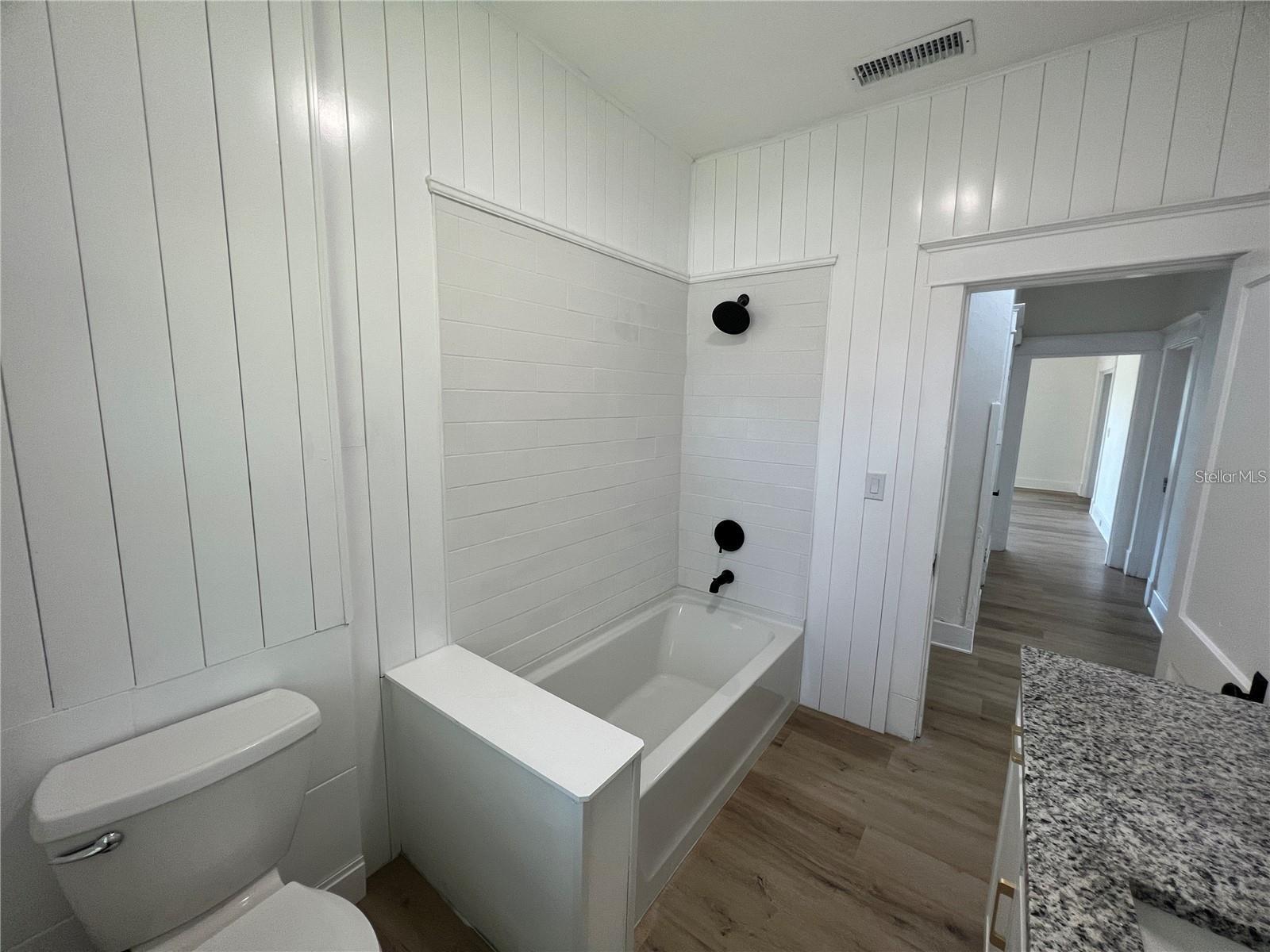 Image 22 of 25 For 3429 37th Street N