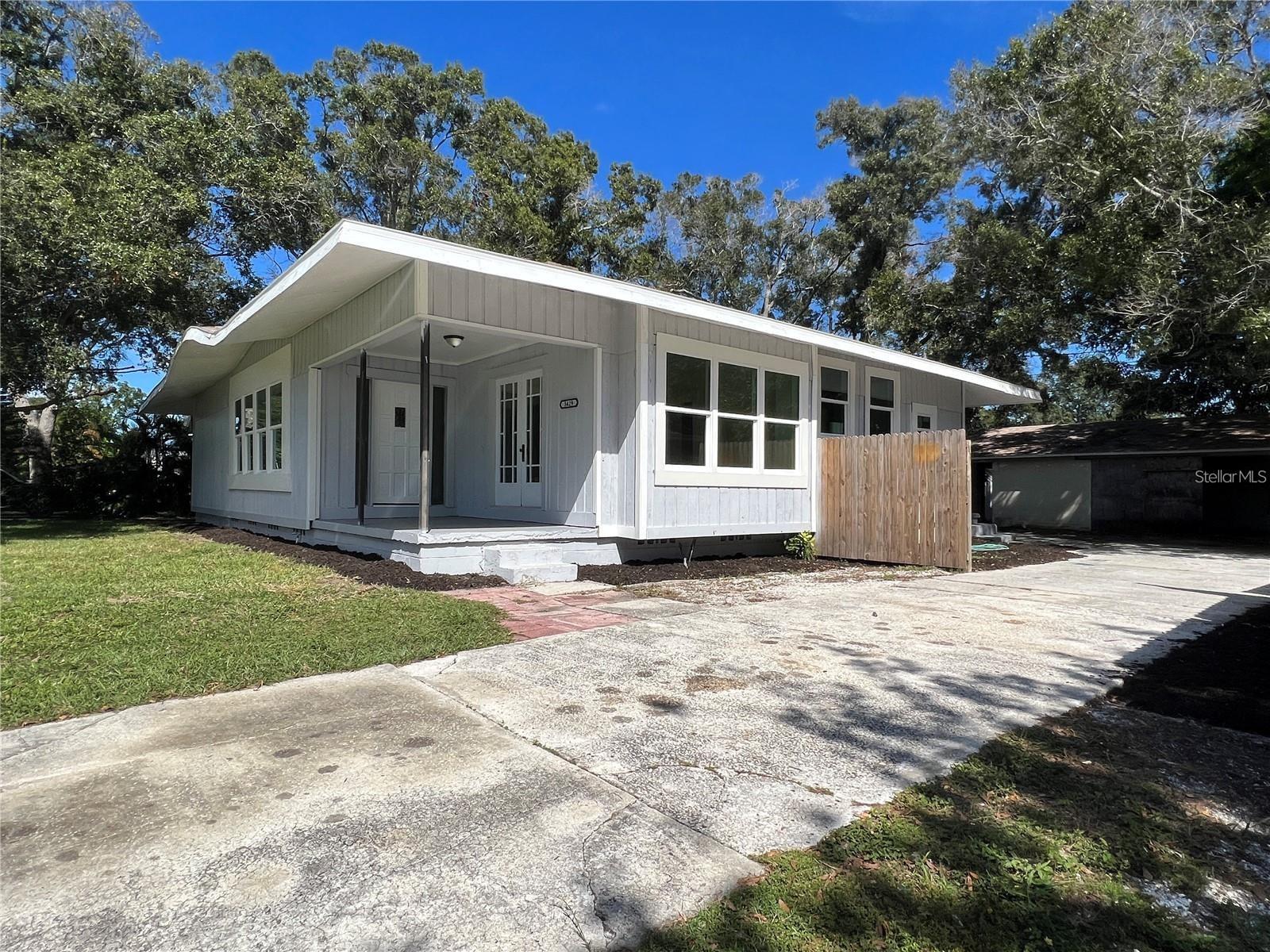 Image 23 of 25 For 3429 37th Street N