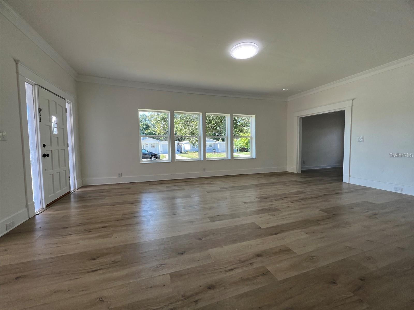 Image 9 of 25 For 3429 37th Street N