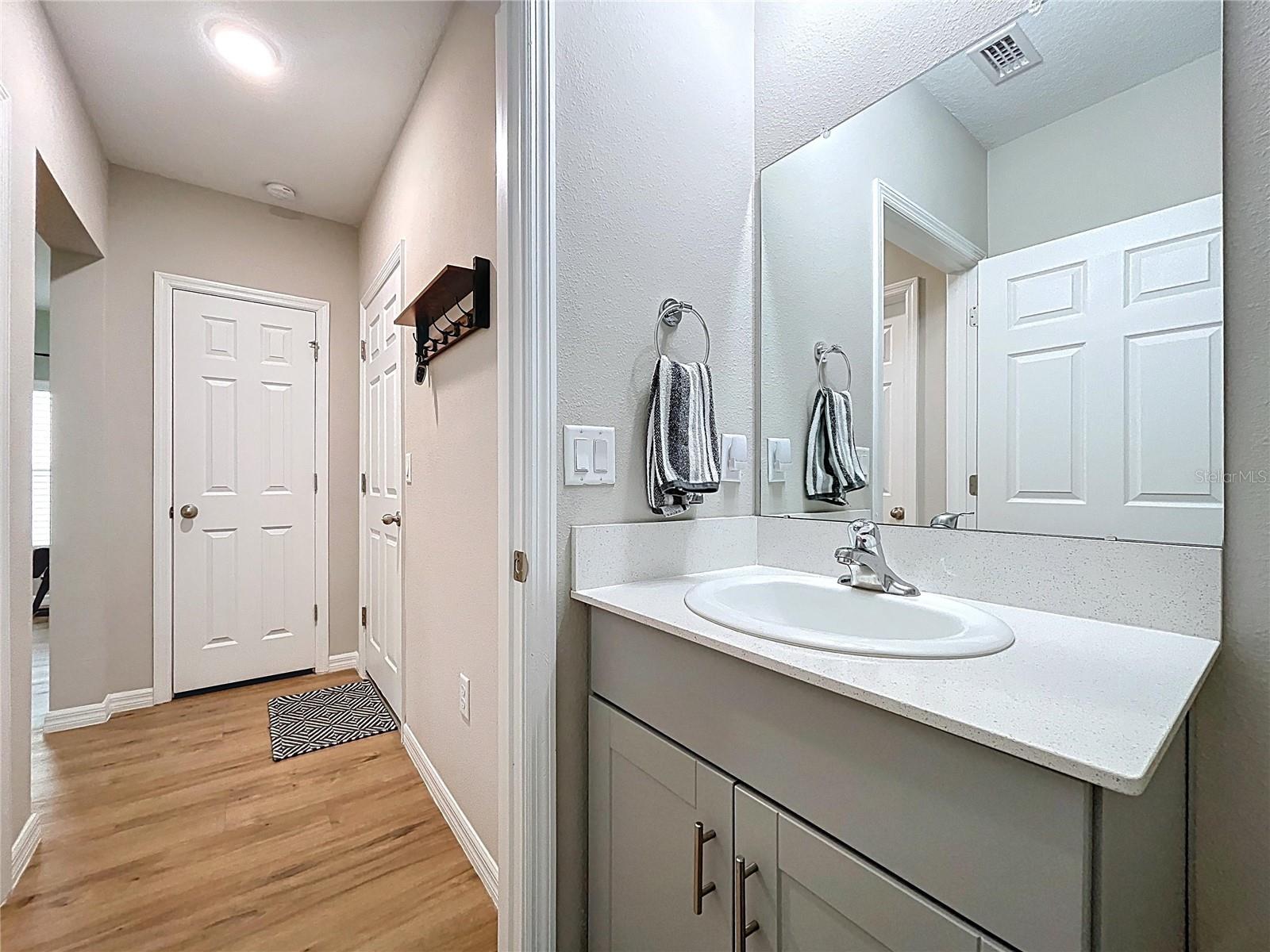 Image 15 of 32 For 12832 Oak Hill Way