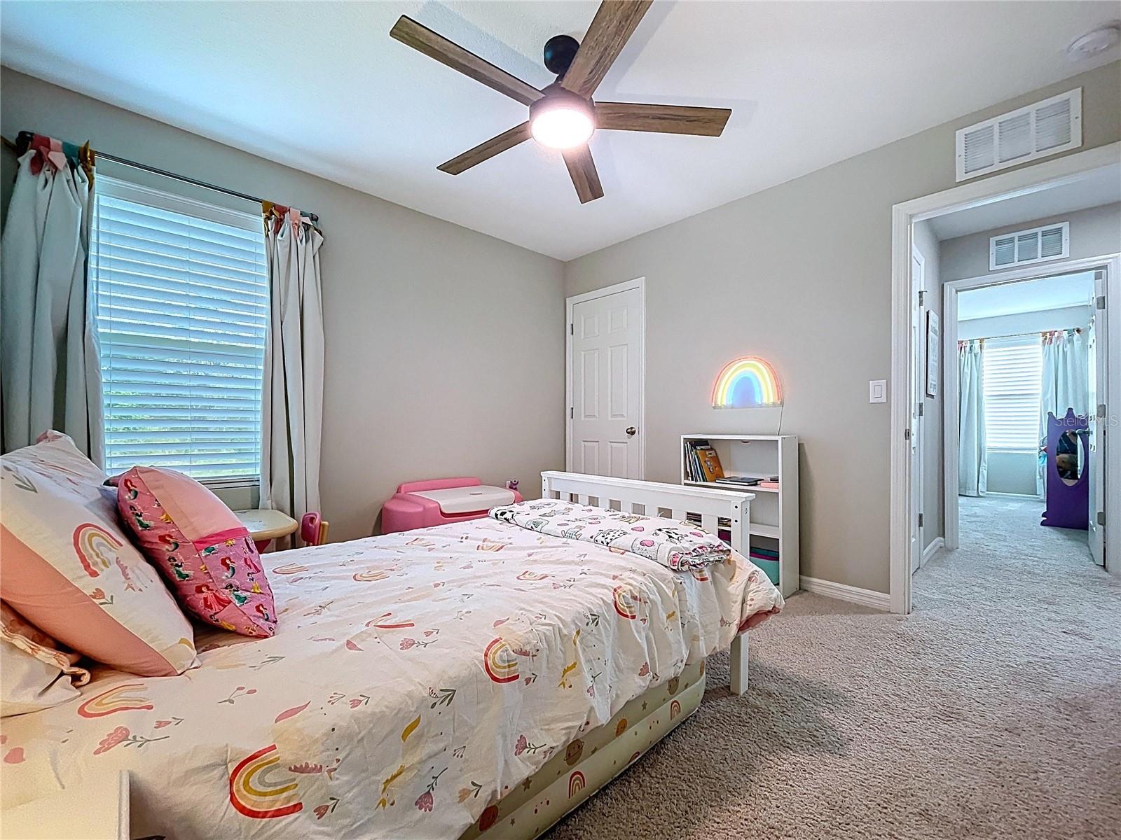 Image 22 of 32 For 12832 Oak Hill Way