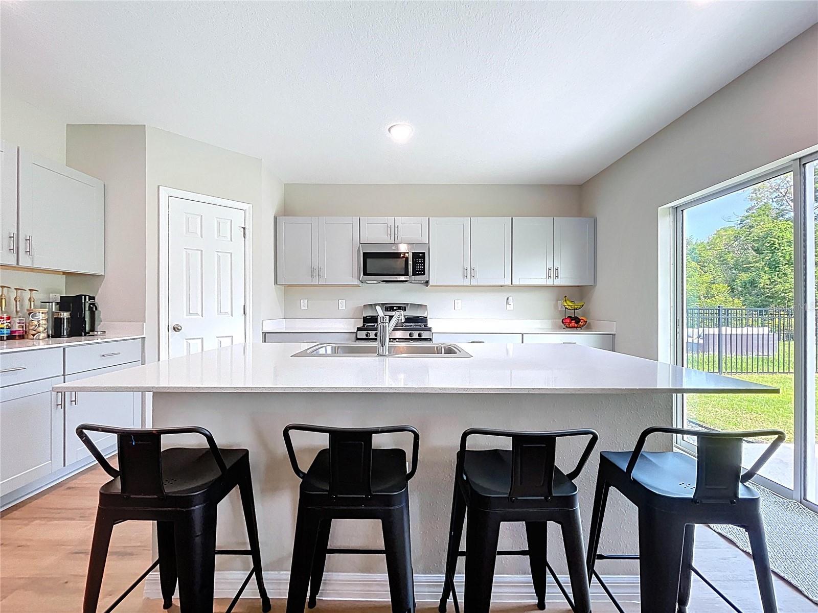 Image 6 of 32 For 12832 Oak Hill Way