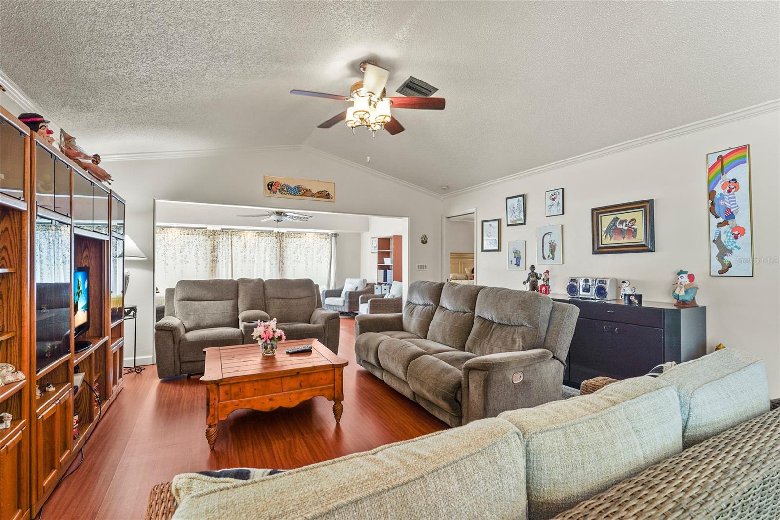 Image 14 of 54 For 20 Idle Sands Drive