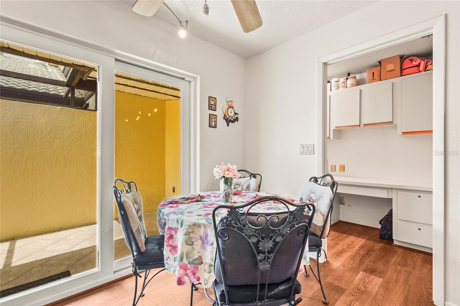 Image 21 of 54 For 20 Idle Sands Drive