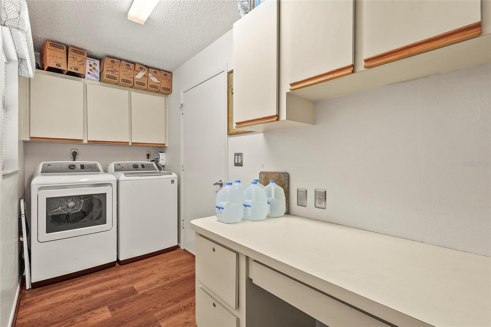 Image 22 of 54 For 20 Idle Sands Drive