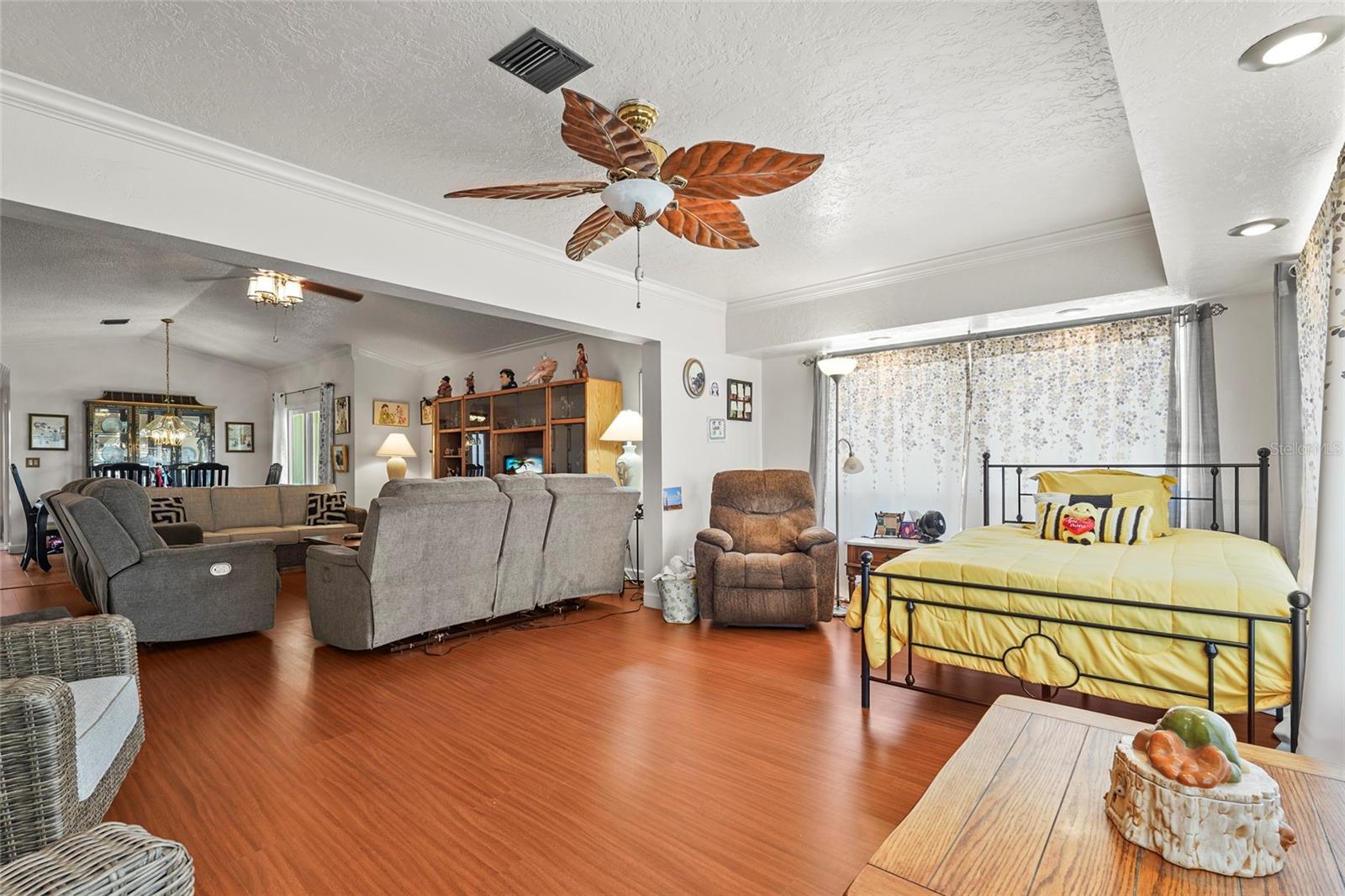 Image 24 of 54 For 20 Idle Sands Drive