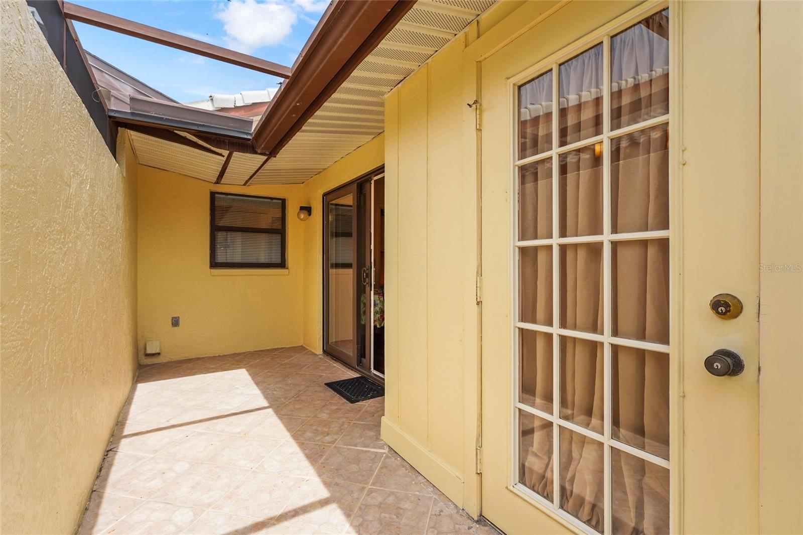 Image 33 of 54 For 20 Idle Sands Drive