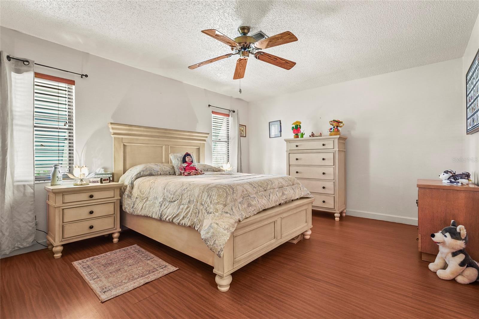 Image 6 of 54 For 20 Idle Sands Drive