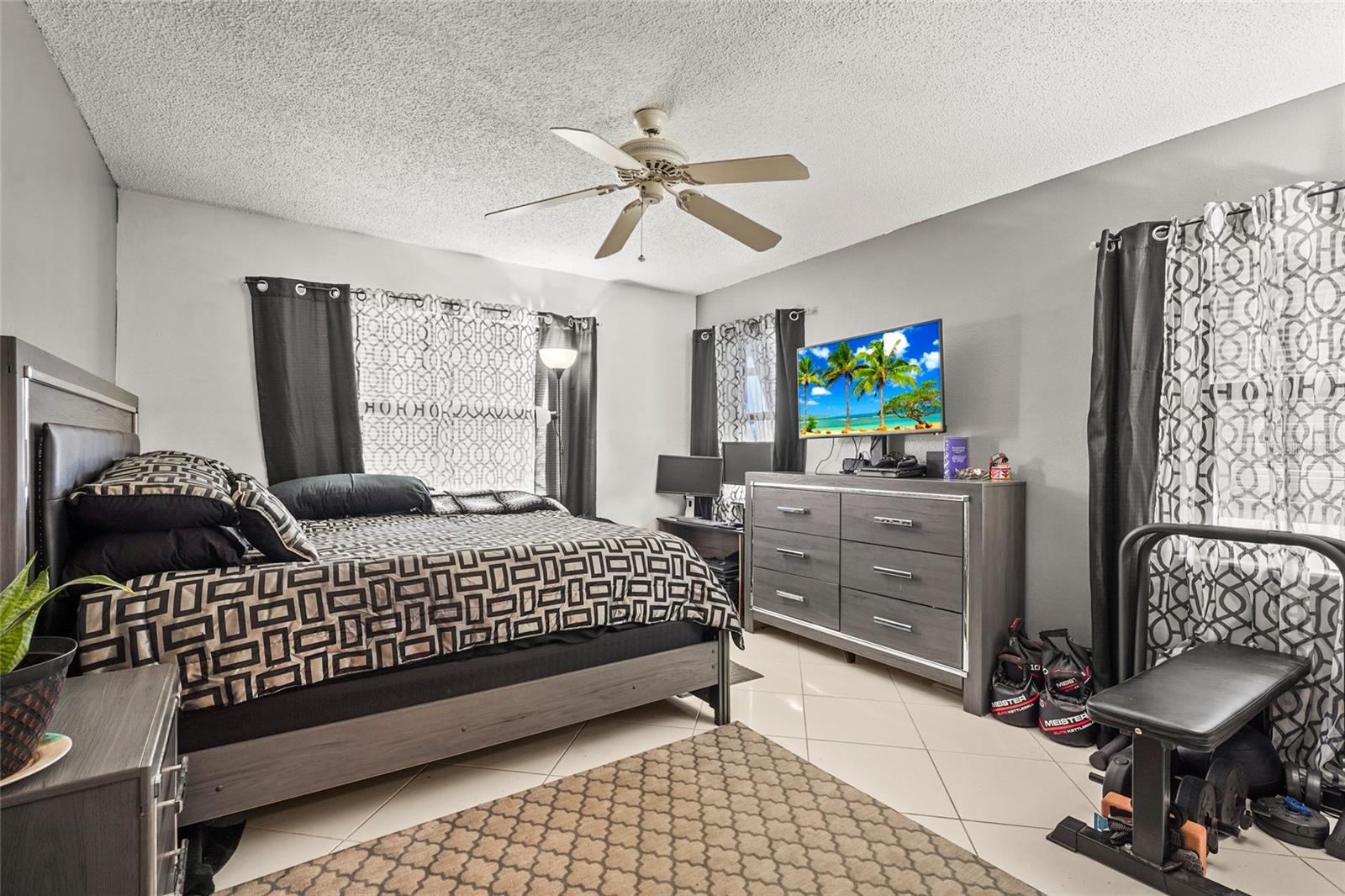 Image 8 of 54 For 20 Idle Sands Drive