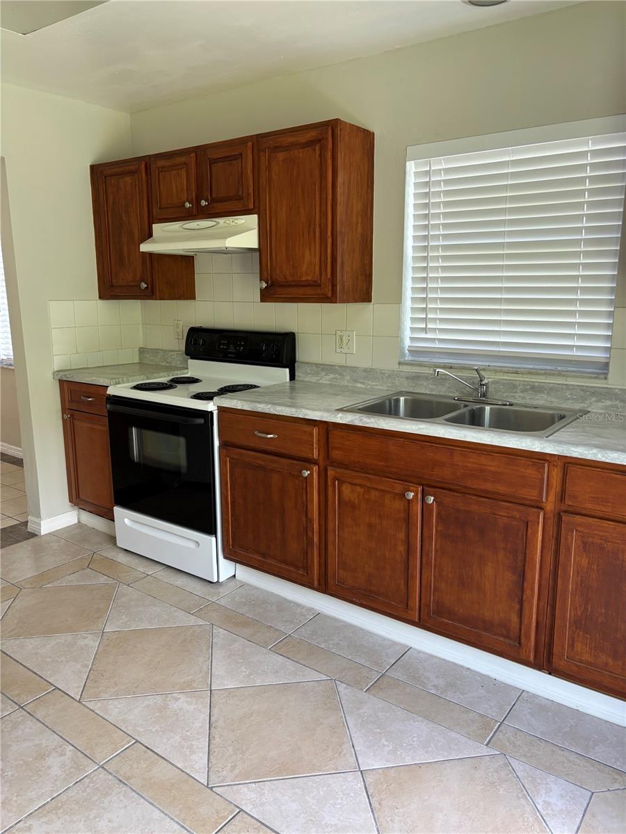 Image 4 of 6 For 625 Wildwood Way
