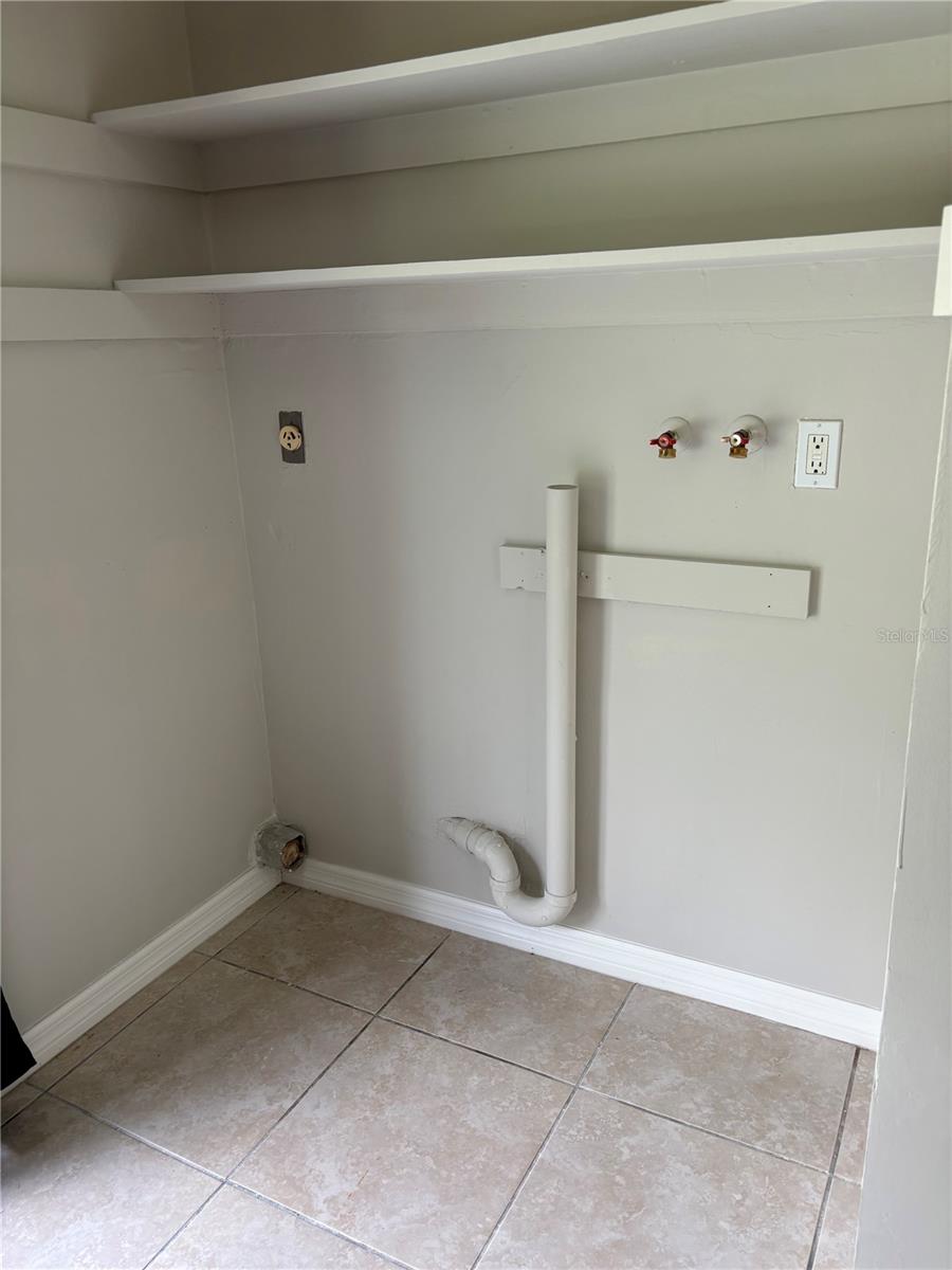 Image 5 of 6 For 625 Wildwood Way