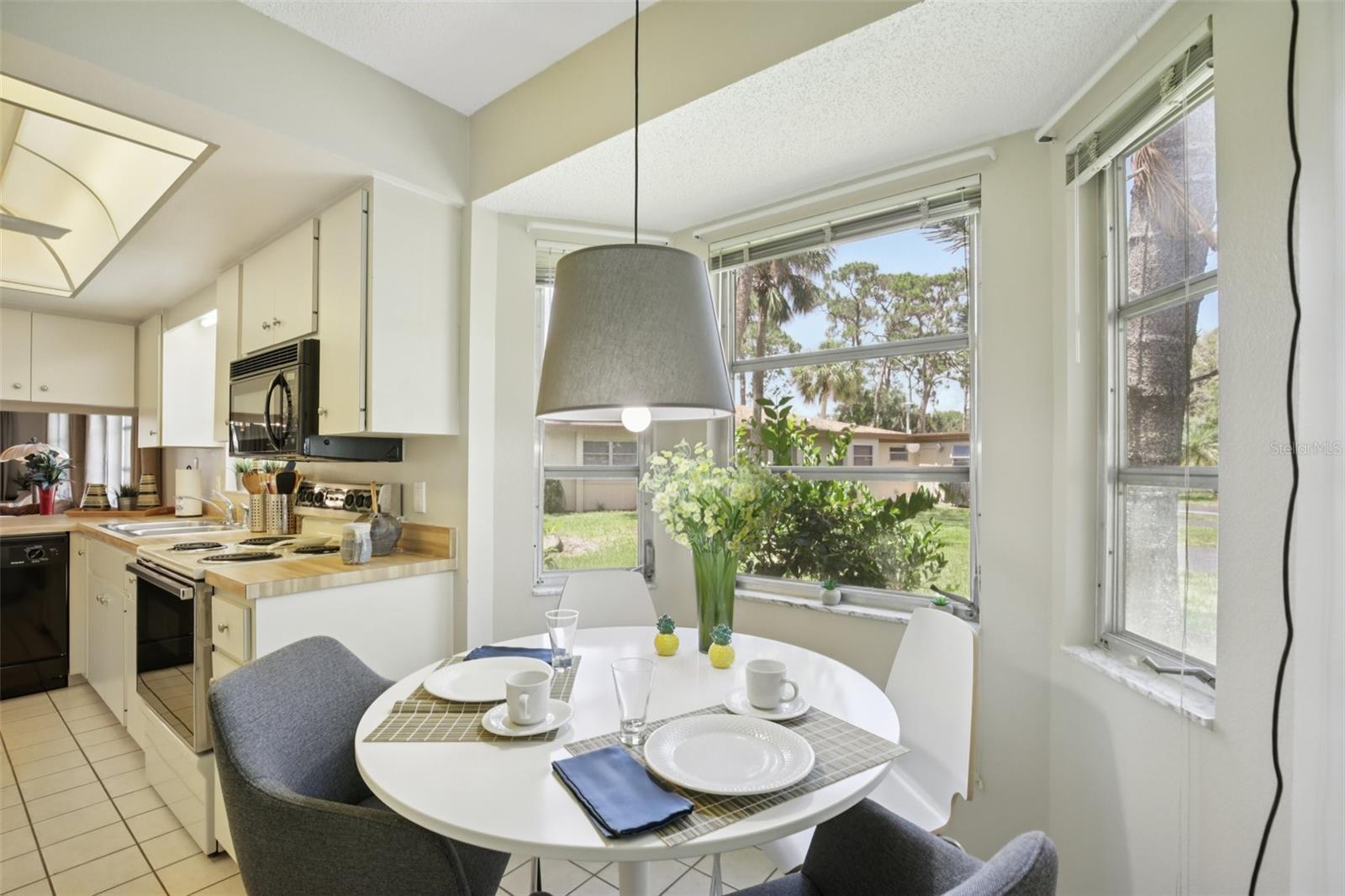 Image 12 of 26 For 7172 Grey Squirrel Boulevard 81