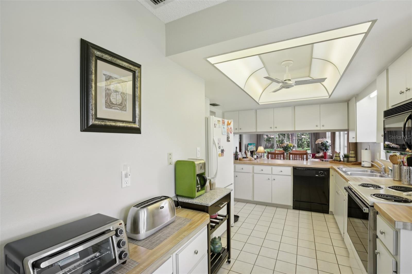 Image 9 of 26 For 7172 Grey Squirrel Boulevard 81
