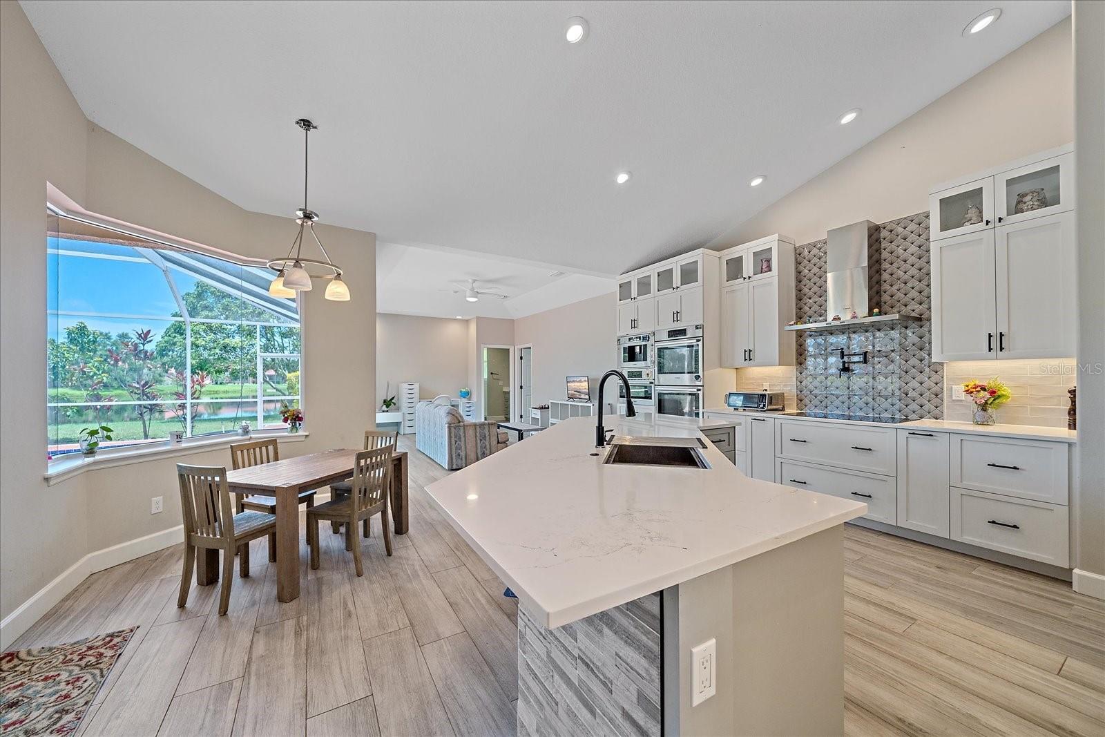 Image 15 of 40 For 5523 Secluded Oaks Way