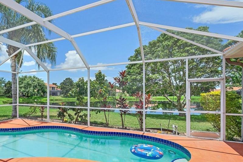 Image 35 of 40 For 5523 Secluded Oaks Way