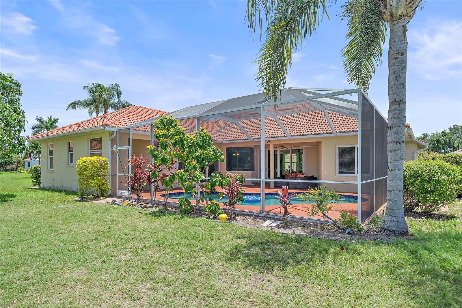 Image 39 of 40 For 5523 Secluded Oaks Way