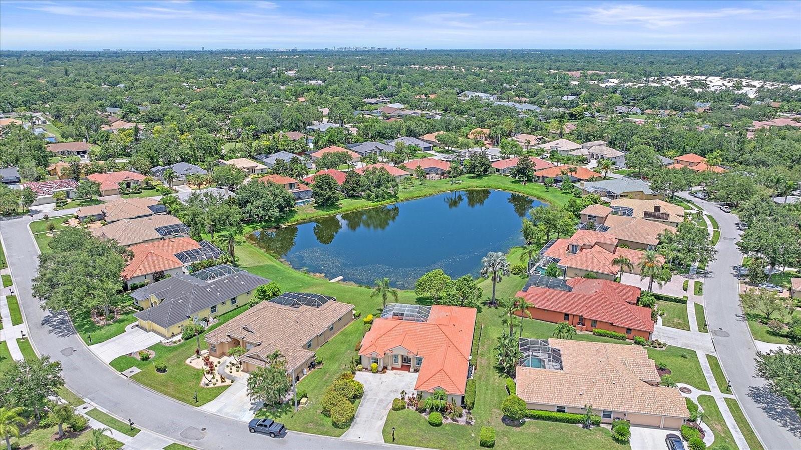 Image 5 of 40 For 5523 Secluded Oaks Way