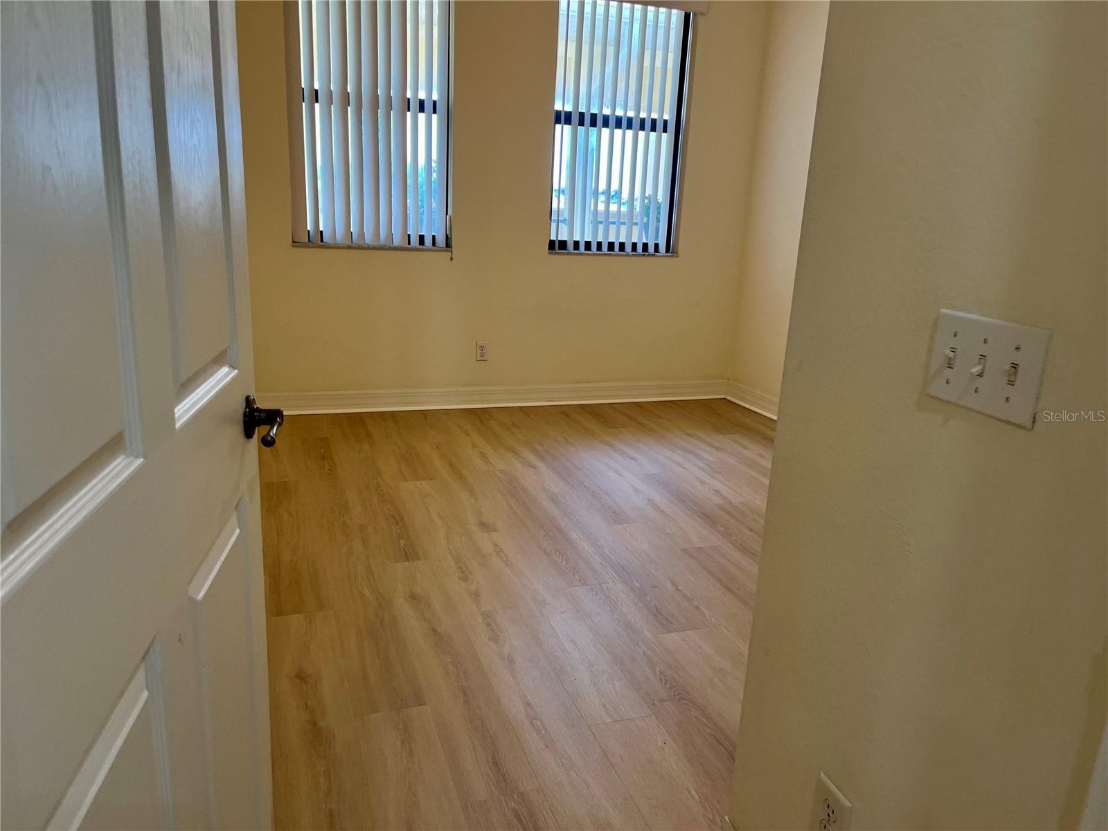 Image 32 of 40 For 1340 Rock Dove Court 144