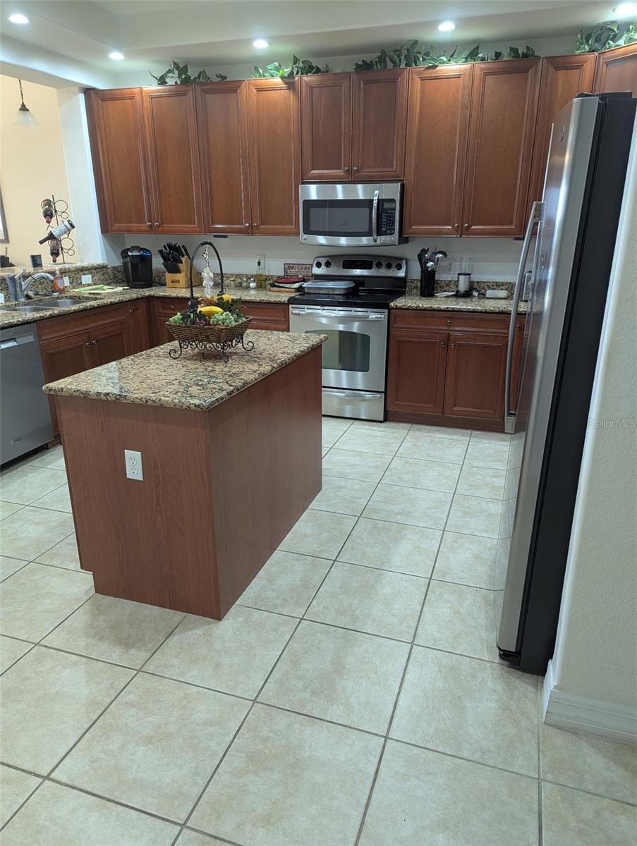 Image 7 of 30 For 1340 Rock Dove Court 144