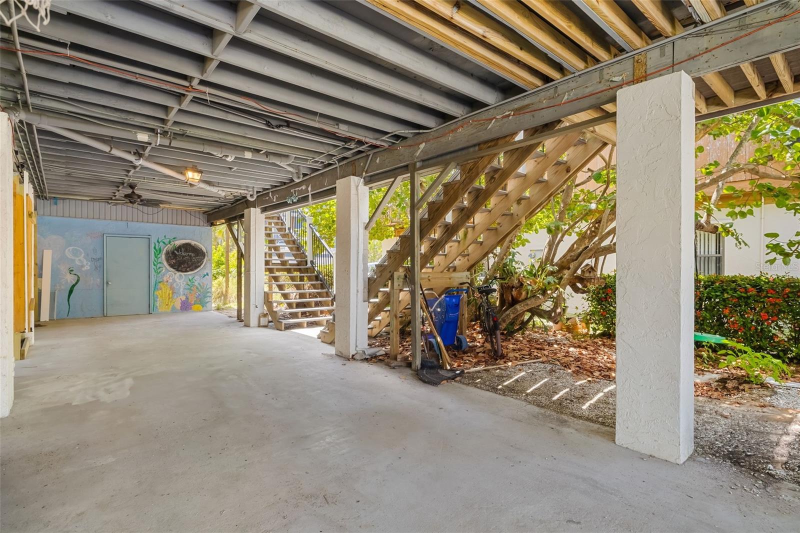 Image 16 of 40 For 2513 Avenue B  B