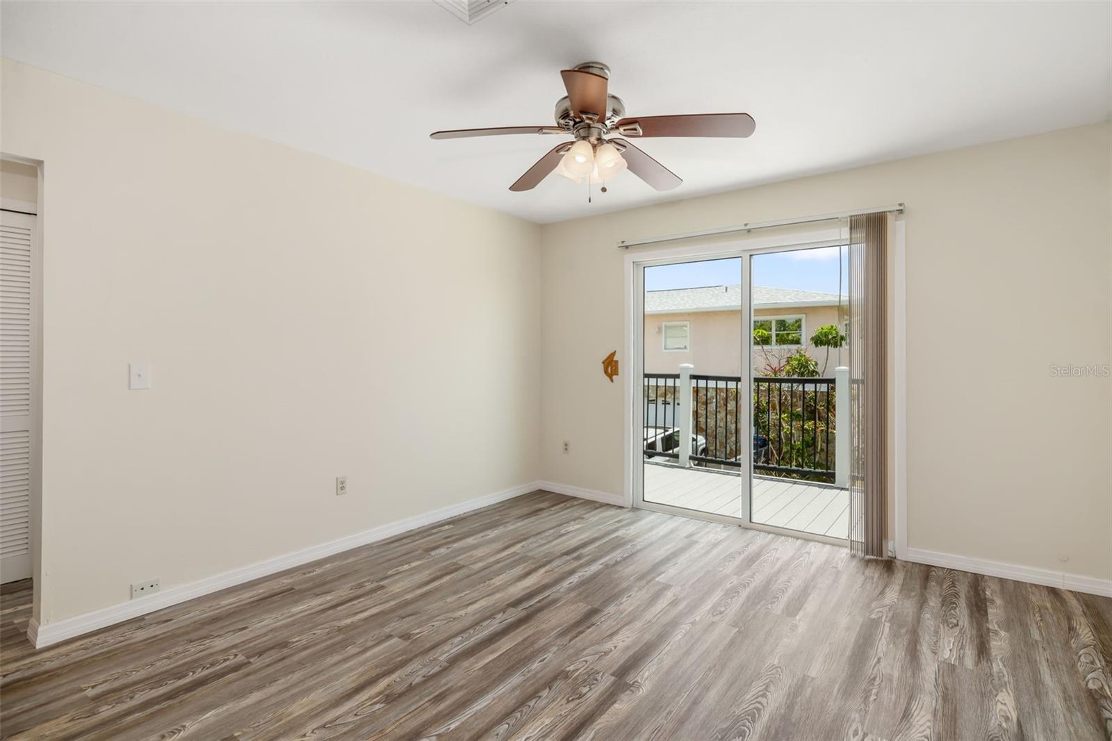 Image 3 of 40 For 2513 Avenue B  B