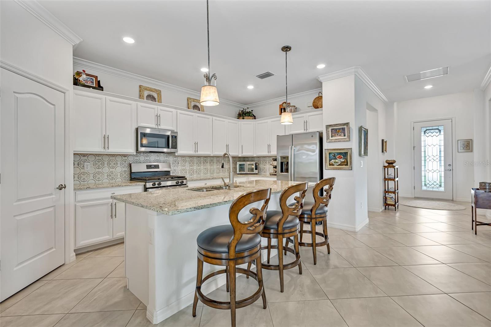 Image 11 of 57 For 6507 Clairborne Lane