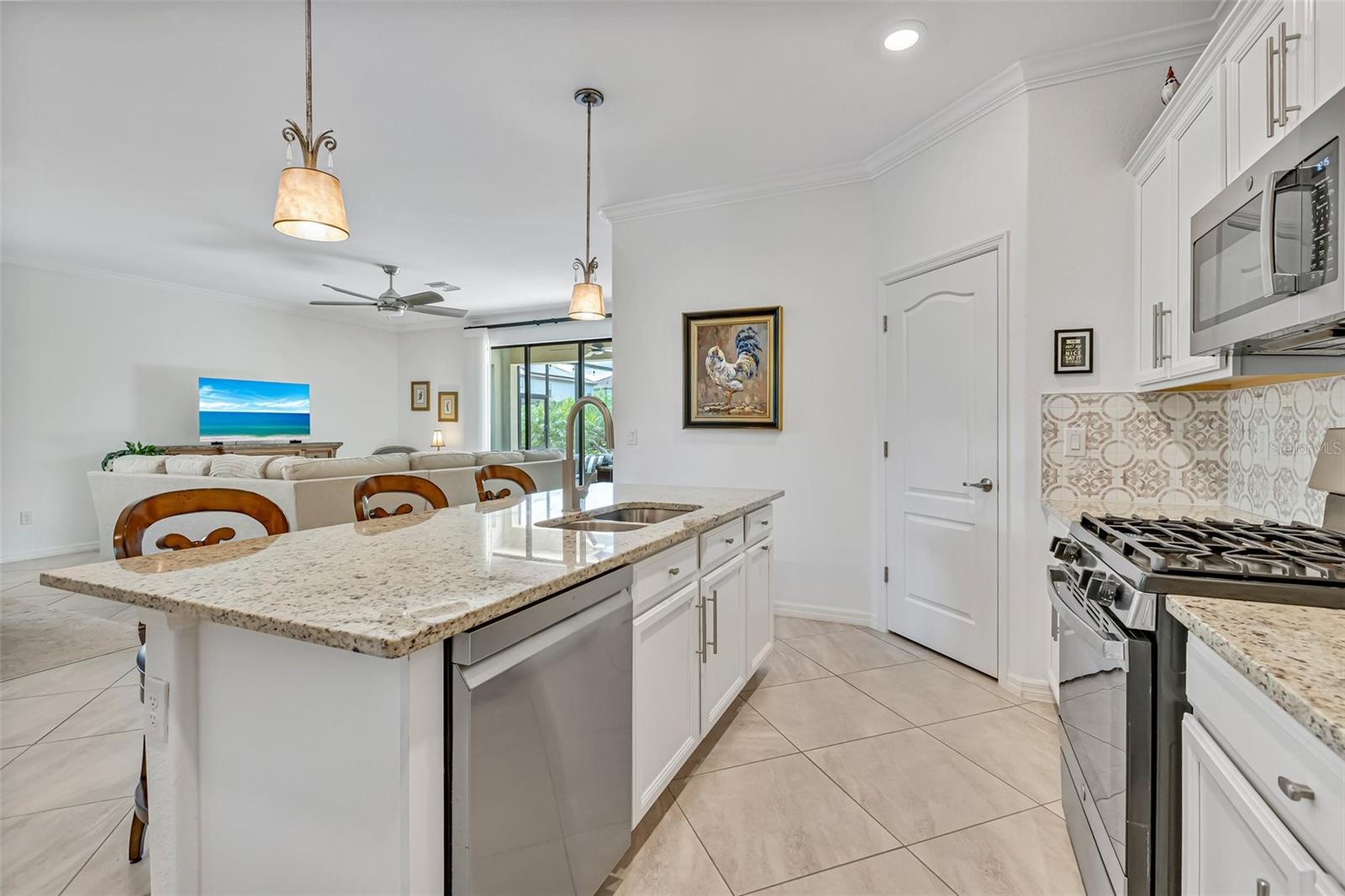 Image 13 of 57 For 6507 Clairborne Lane