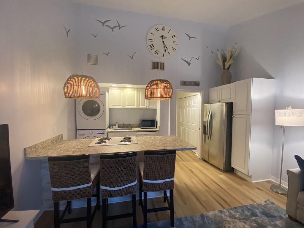 Image 2 of 18 For 3117 Longmeadow  7