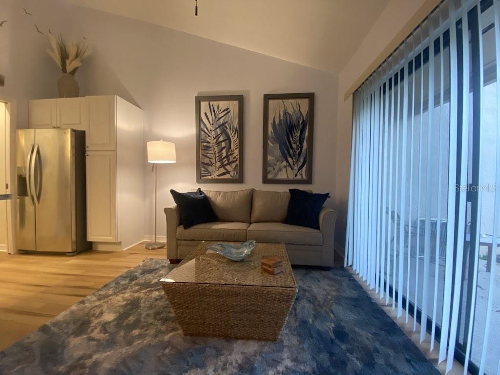 Image 3 of 18 For 3117 Longmeadow  7
