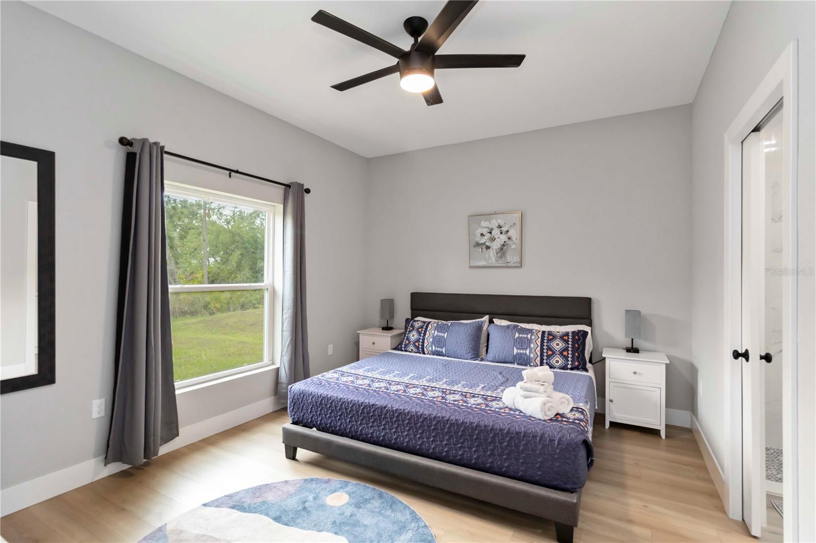 Image 12 of 27 For 9417 Agate Street