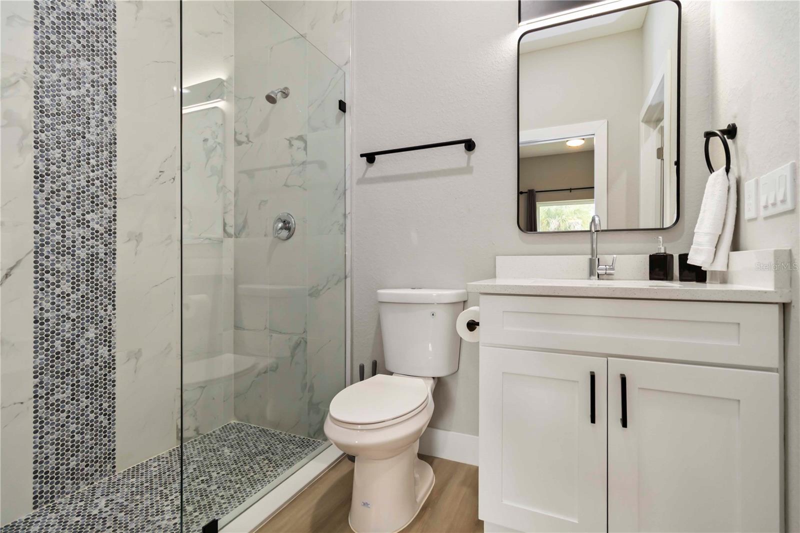 Image 16 of 27 For 9417 Agate Street
