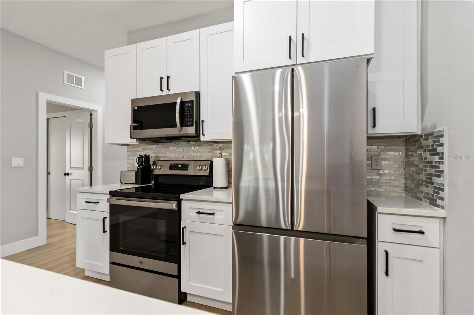 Image 6 of 27 For 9417 Agate Street