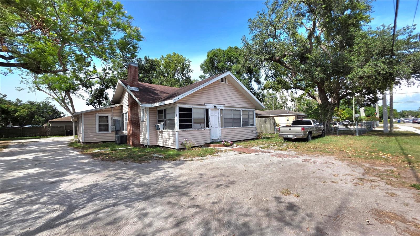 Details for 809 30th Avenue E, BRADENTON, FL 34208