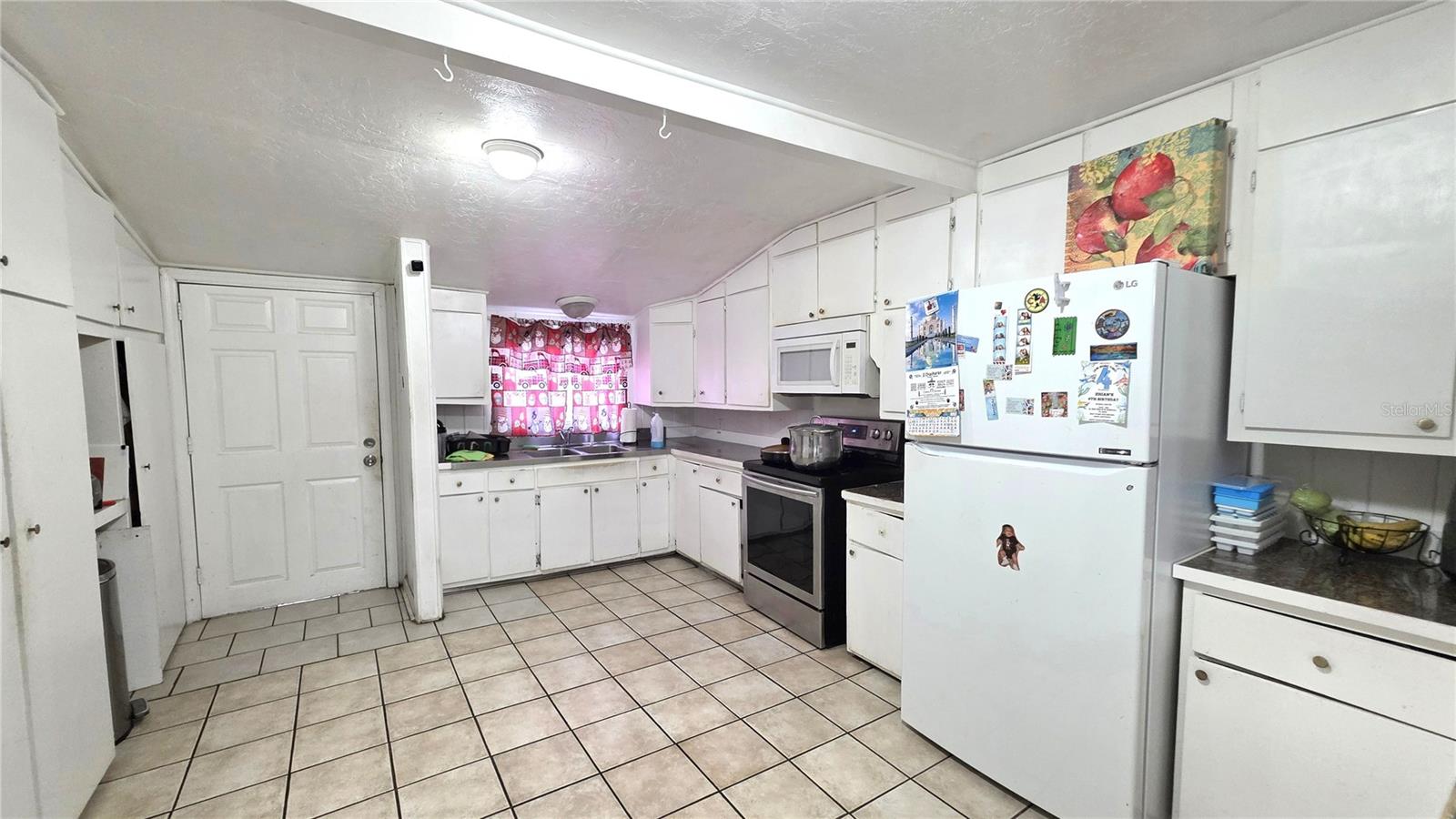 Image 6 of 11 For 809 30th Avenue E